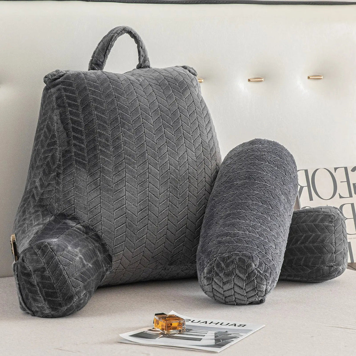Coussin de Lecture sur Lit